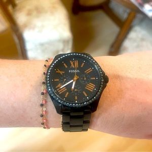 Fossil watch crystals